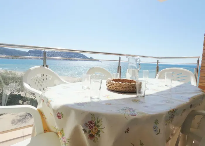 Διαμέρισμα Rhodas 38