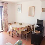 Rhodas 38 Apartmán *