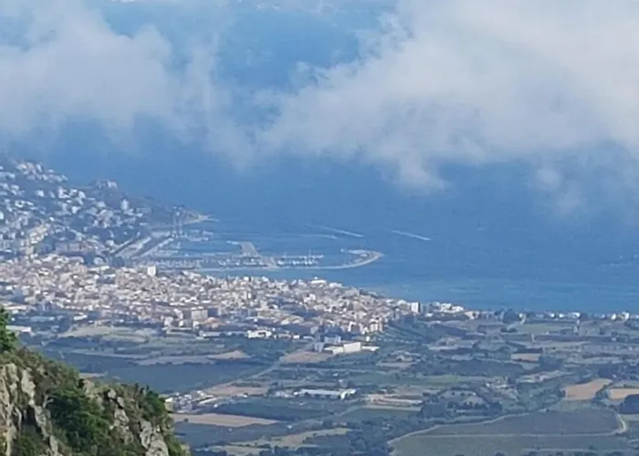 Rhodas 38